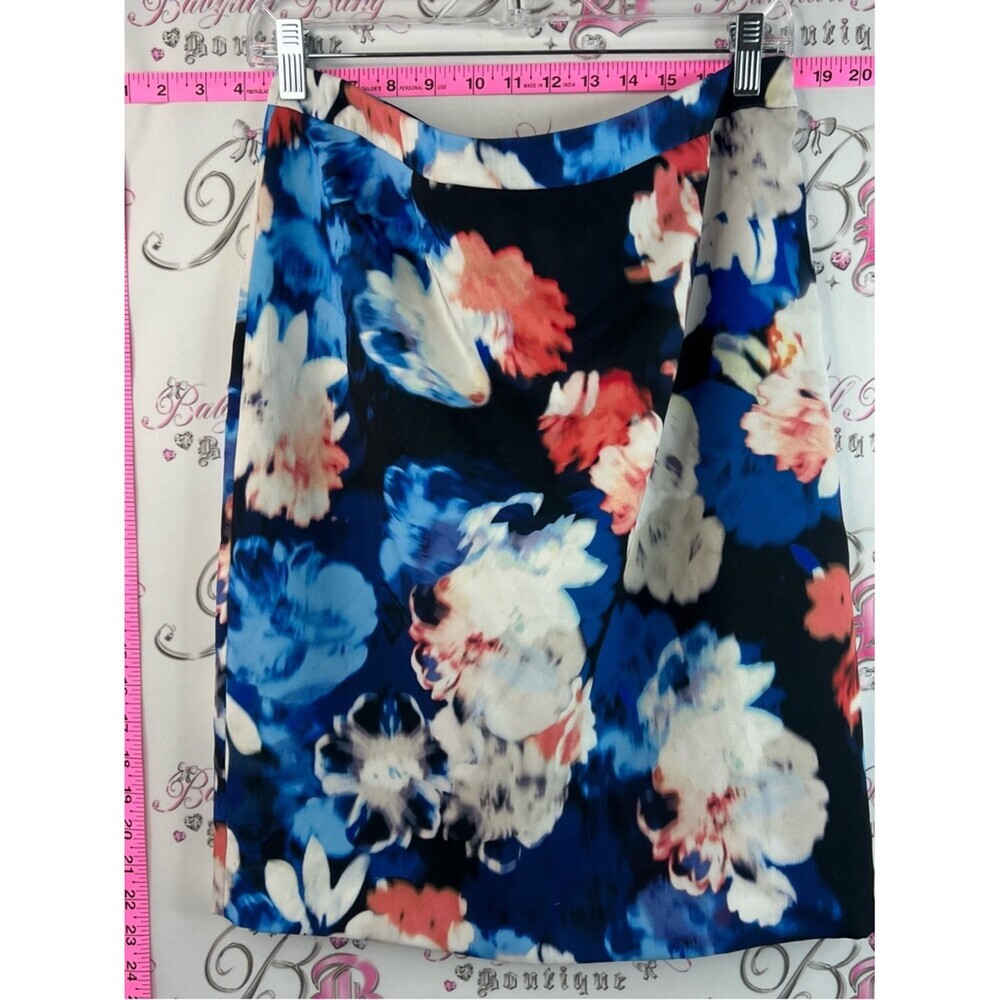 cleo Floral Pencil Skirt Flowy, Abstract comfortable in Navy, Blue,Coral & White